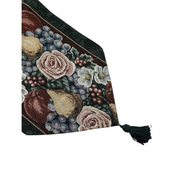 Howard Victorian Christmas Tapestry Table Runner 5 ft 6.5 Inches X 12 Tassels - Picture 2 of 5